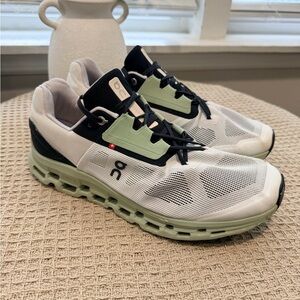 On Cloud Cloudstratus 39.99212 Sage White Black Running Shoes Mens 13